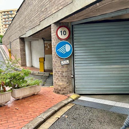 Apartment Carrer D'Olesa Barcelona Luaran gambar