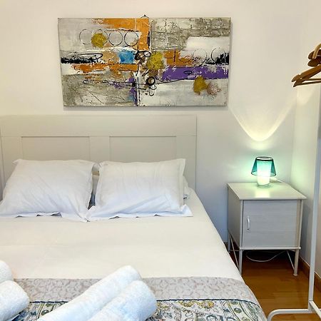 Apartment Carrer D'Olesa Barcelona Luaran gambar