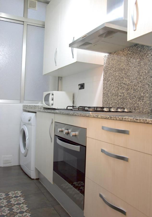 Apartment Carrer D'Olesa Barcelona Luaran gambar