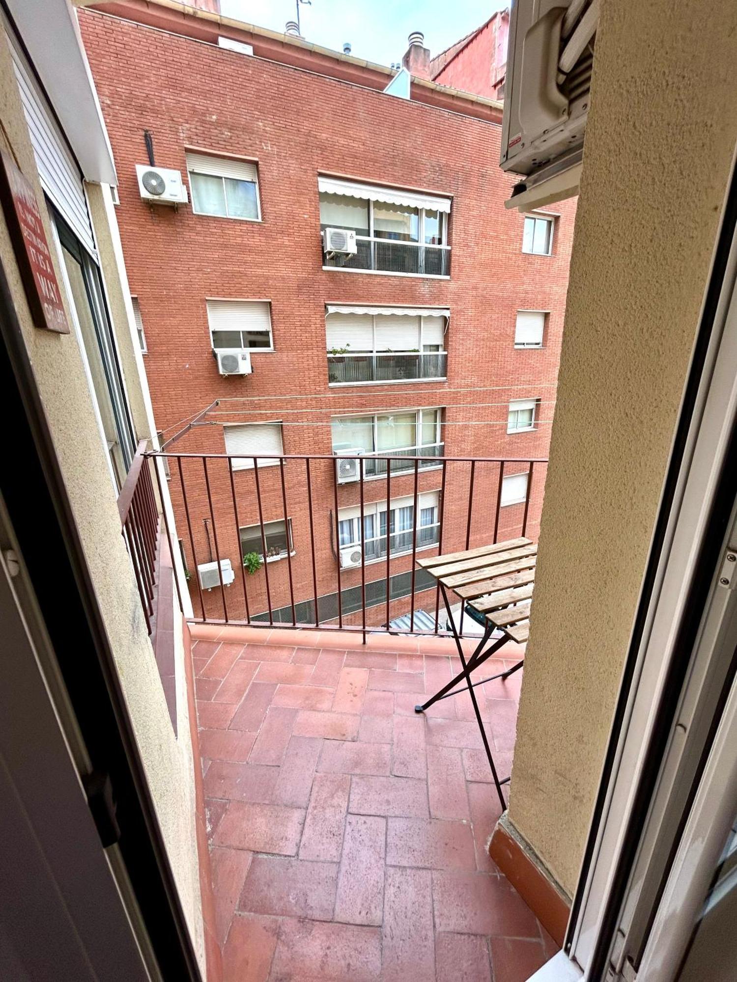 Apartment Carrer D'Olesa Barcelona Luaran gambar