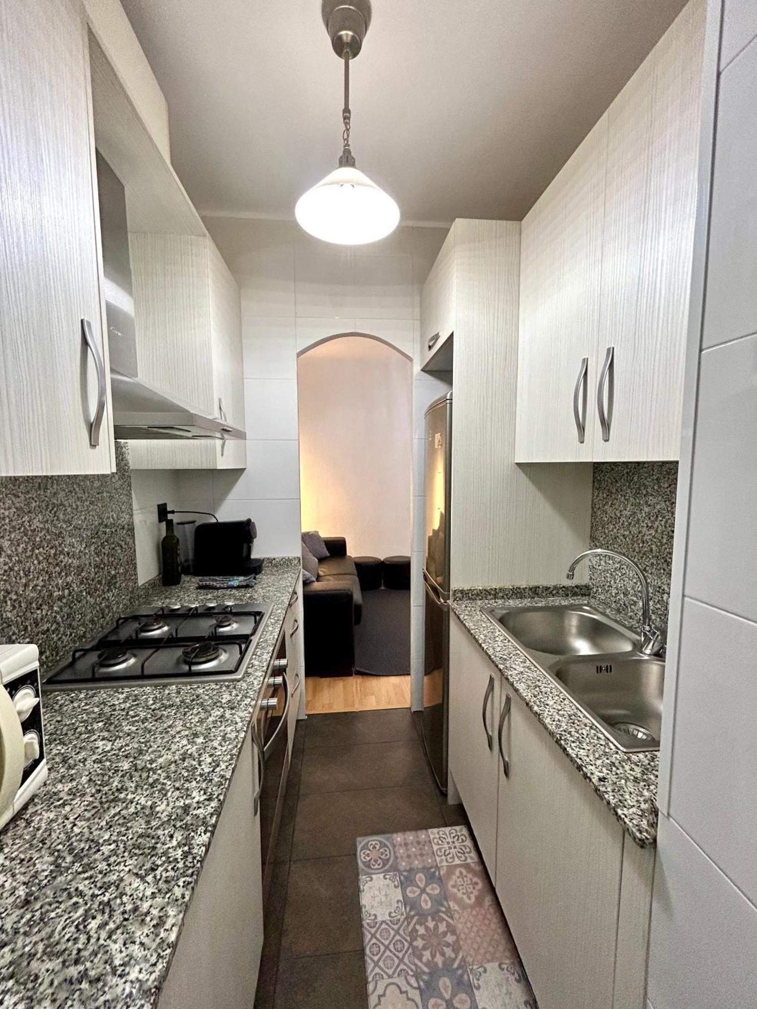 Apartment Carrer D'Olesa Barcelona Luaran gambar