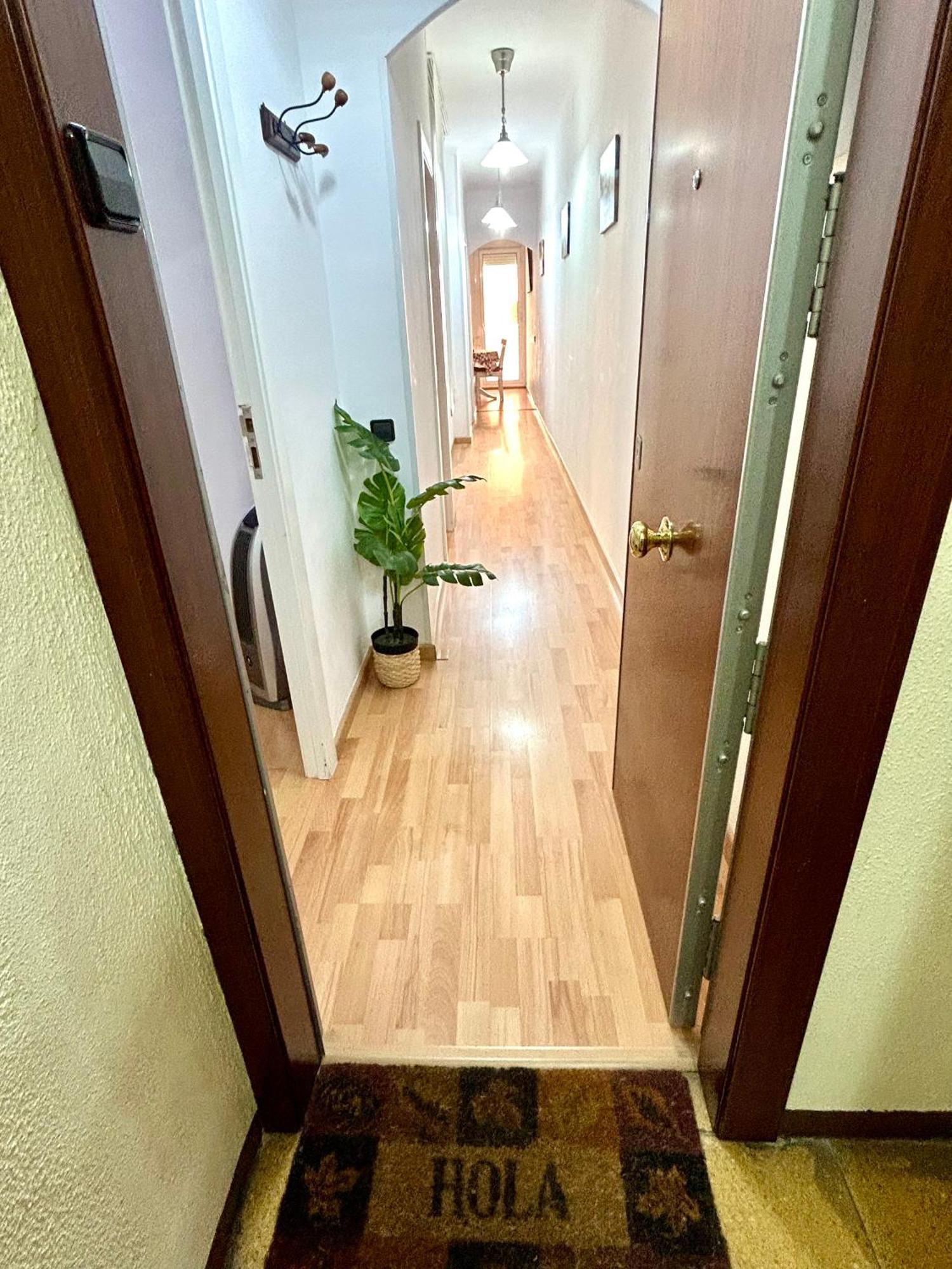 Apartment Carrer D'Olesa Barcelona Luaran gambar